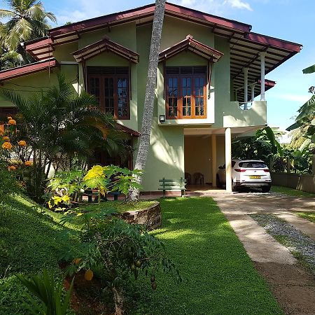 Arana Bungalow Galle Exteriör bild